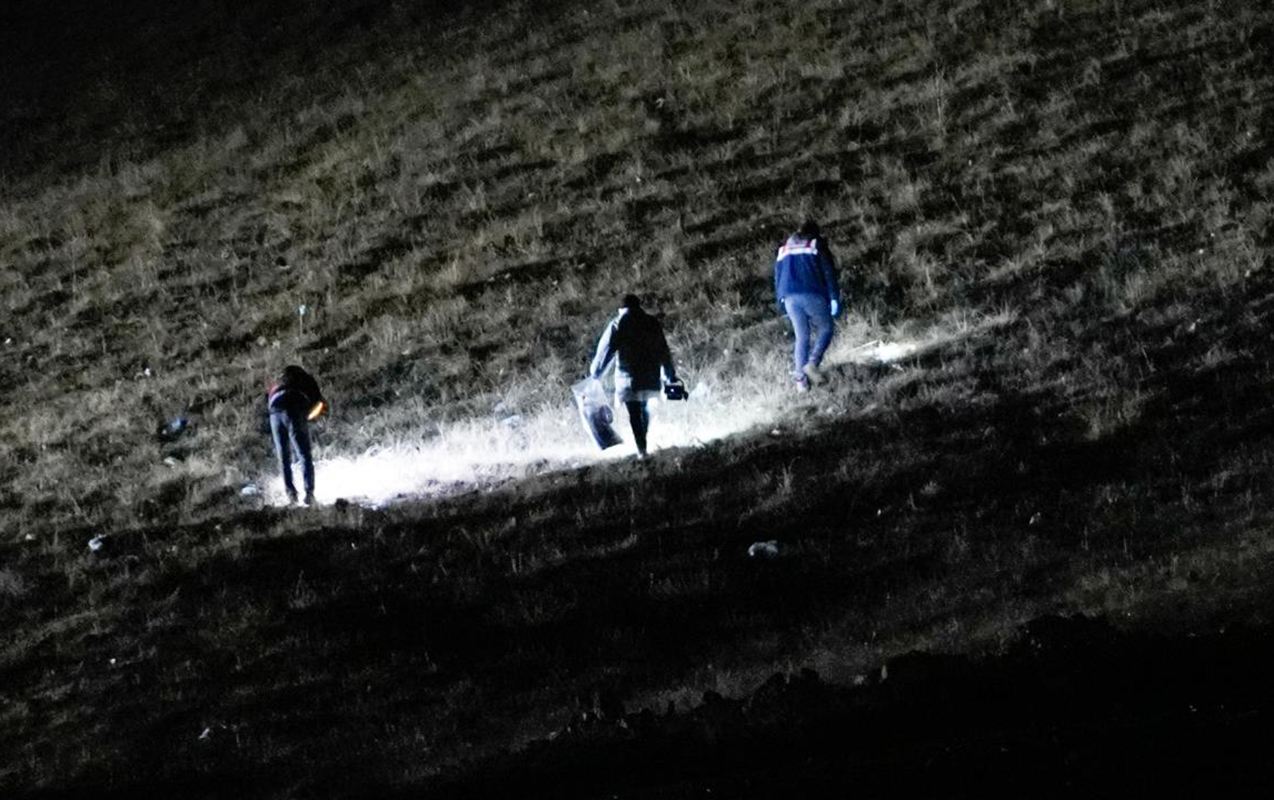 ankarada-qezaya-dusen-liviya-teyyaresinin-qara-qutusu-tapildi