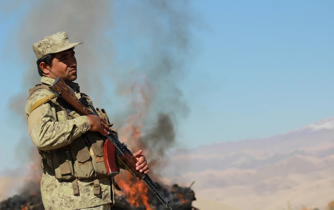 tacikistan-efqanistan-serhedinde-atisma