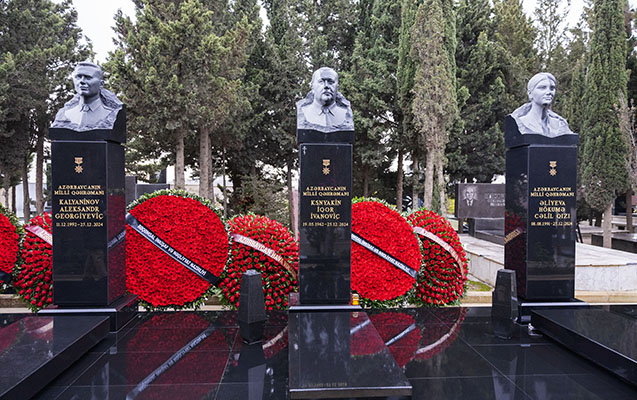 j2-8243-reysinin-faciesinin-ildonumunde-helak-olanlarin-xatiresi-anilib