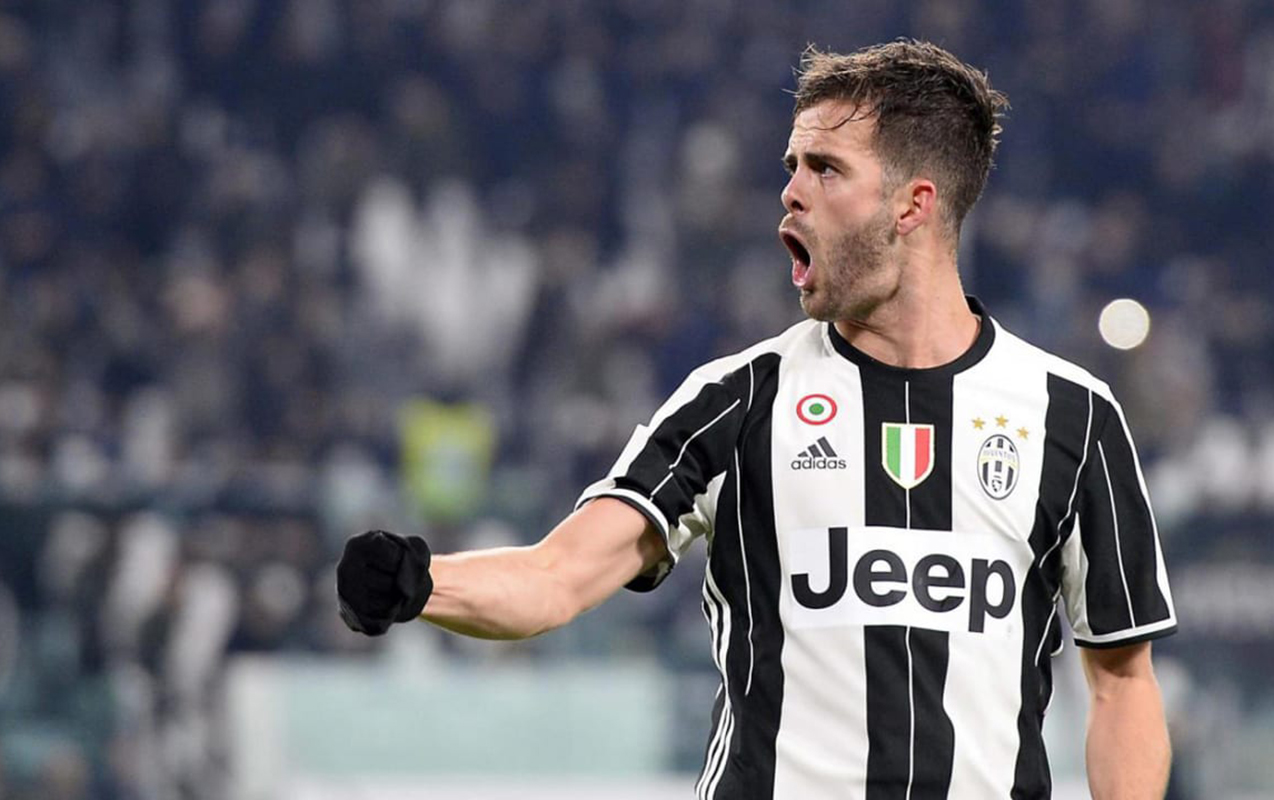 meshur-futbolcu-karyerasini-yekunlasdirdi