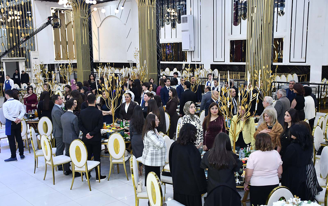 baau-nun-kollektivi-hemreylik-gunu-ve-yeni-il-munasibetile-bayram-tedbiri-kecirib