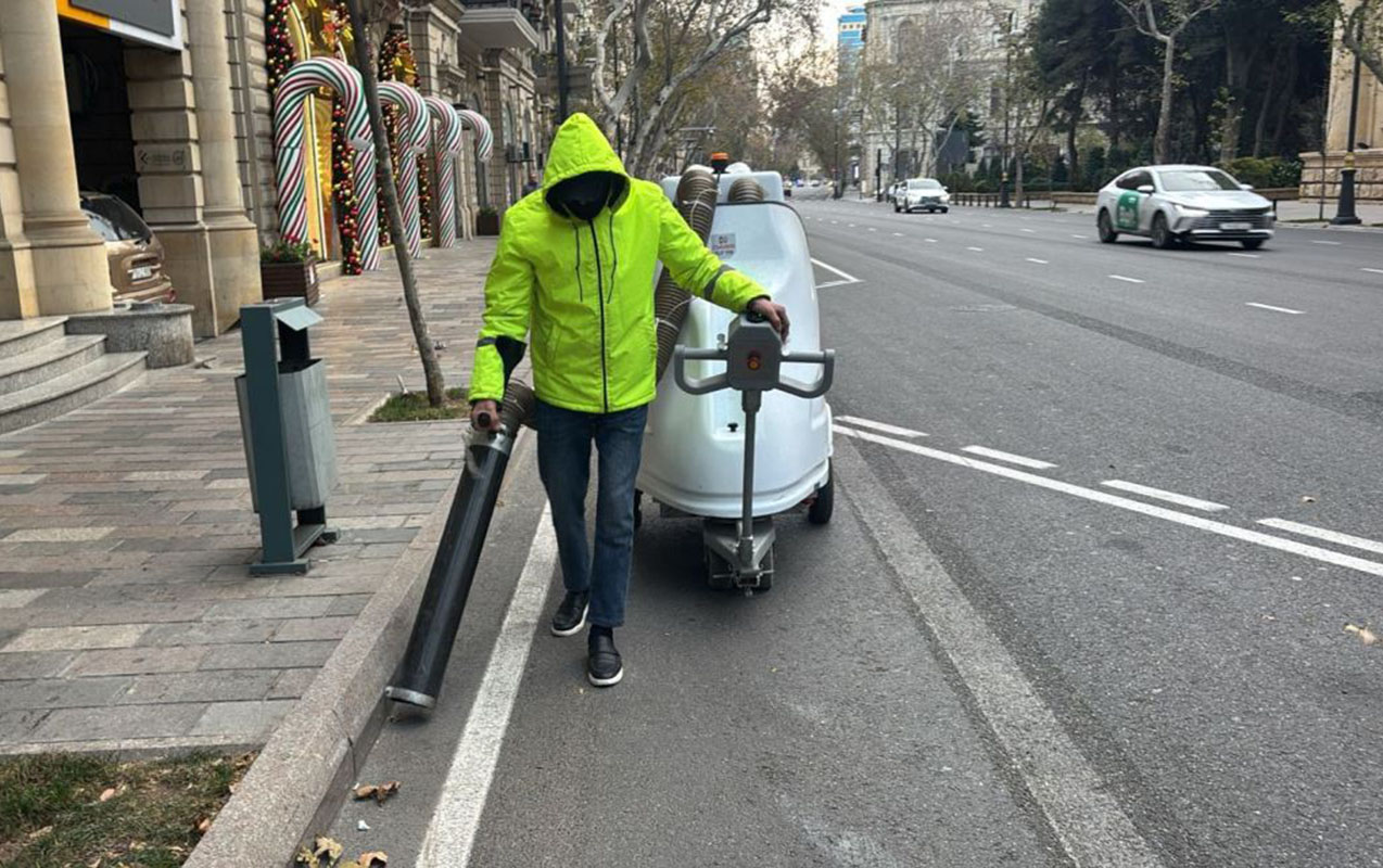 baki-yeni-ilin-seherini-temiz-ve-seliqeli-qarsiladi