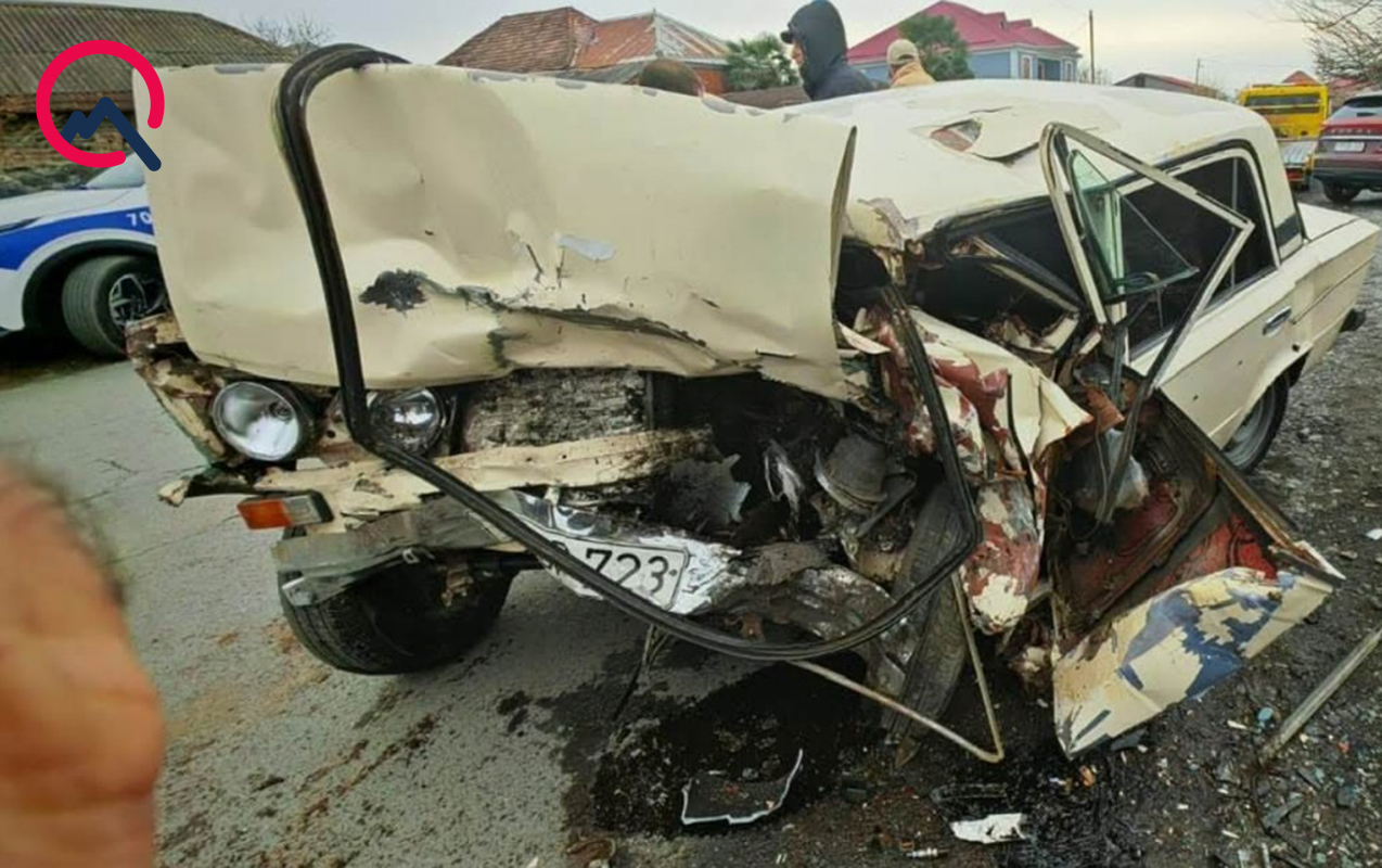 zaqatalada-masinlar-toqqusdu