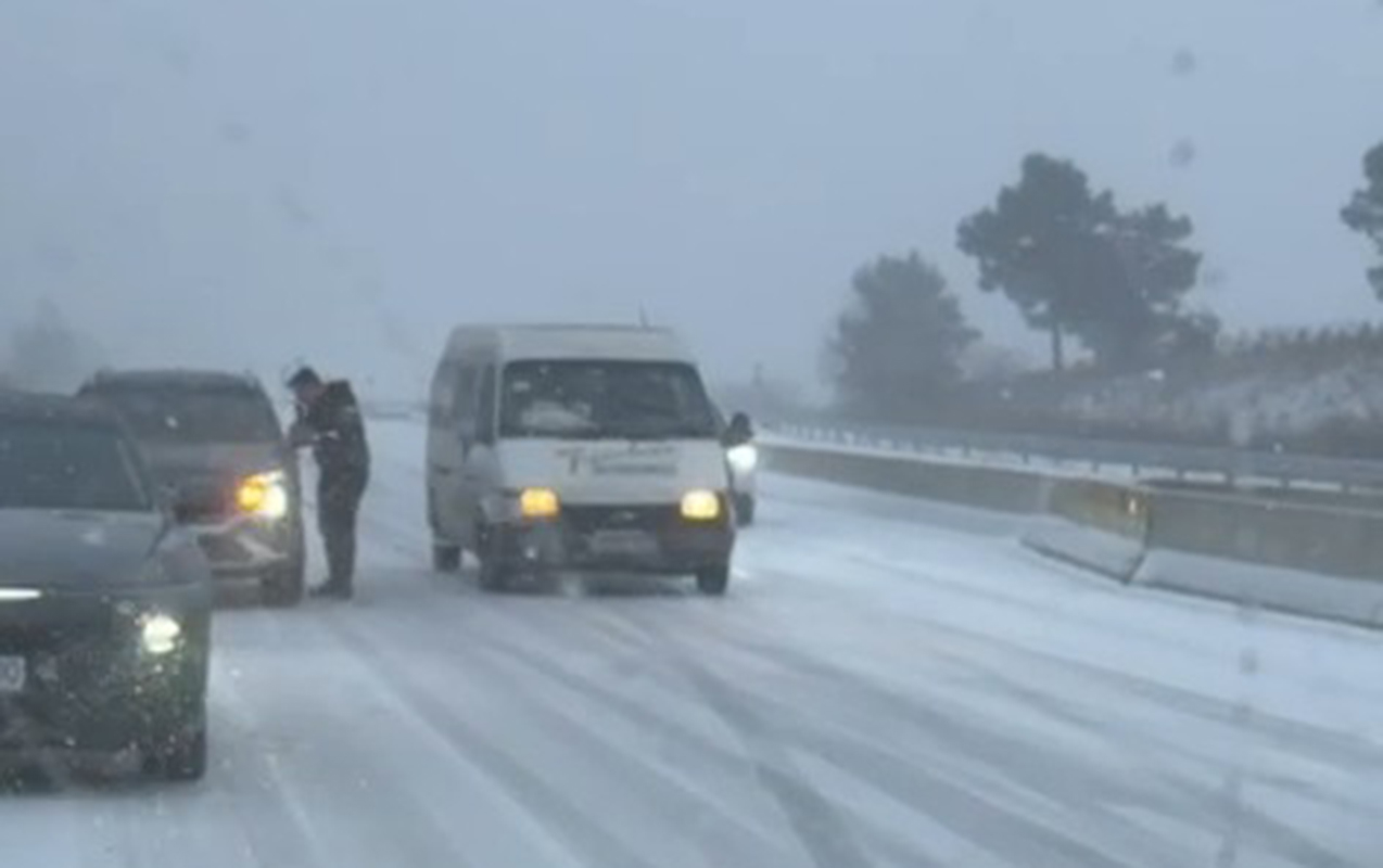 baki-samaxi-yolunda-hereket-cetinlesdi