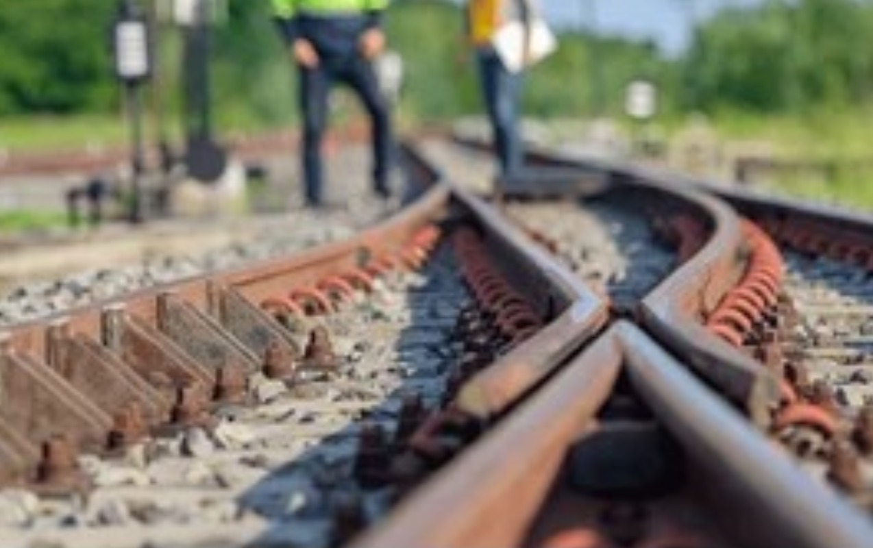 ayagi-sinan-xadime-soka-dusub-oldu