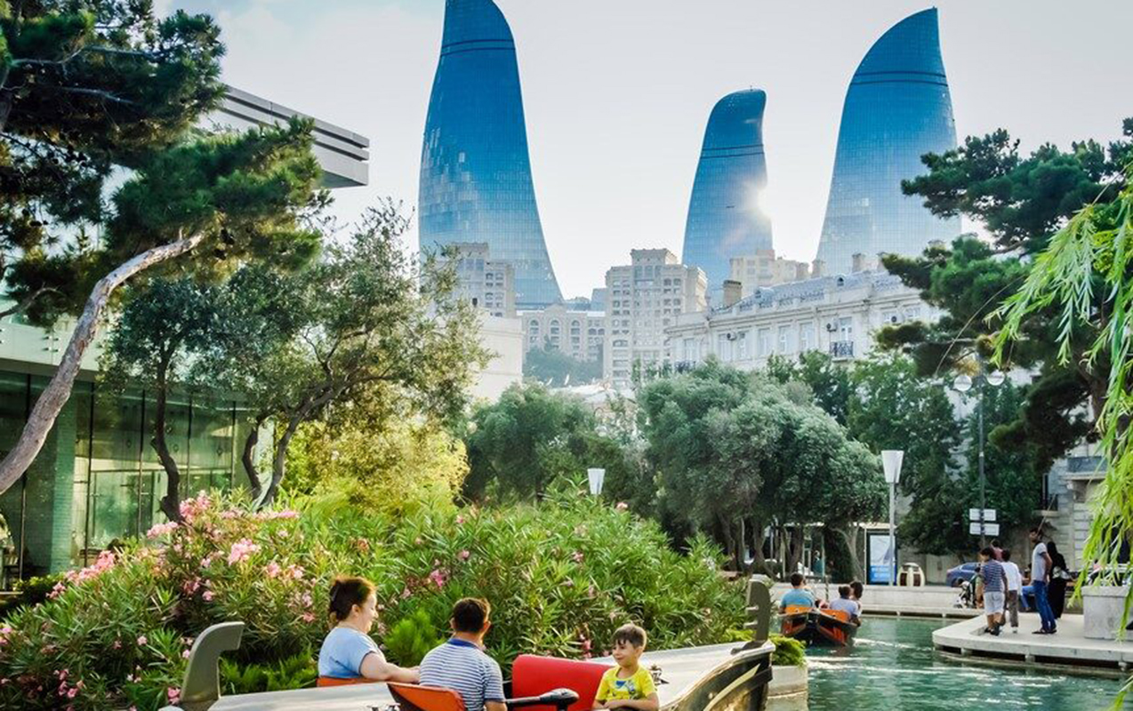 azerbaycan-seyahet-ucun-tehlukesiz-olkeler-sirasinda