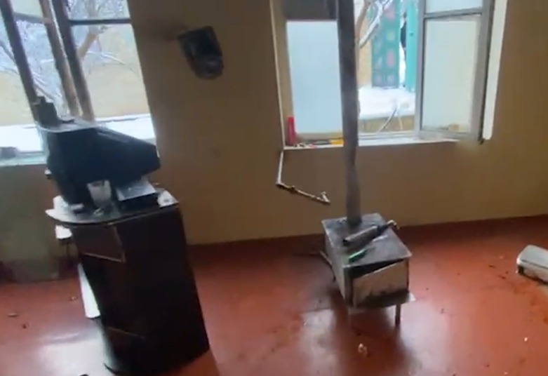 samaxida-menzilde-partlayis-ev-sahibi-yaralandi