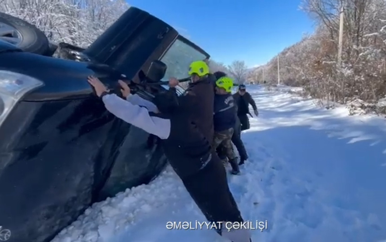 İsmayıllıda aşan maşından köməksiz qalanları belə çıxardılar
