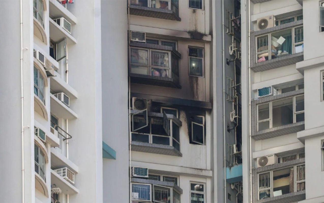 honkonqda-daha-bir-yasayis-binasinda-yangin
