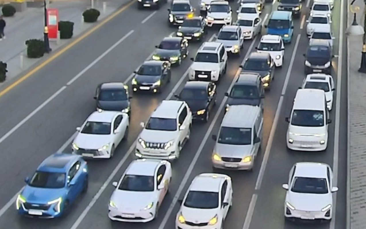 bayramdan-sonra-heftenin-ilk-gunune-tixacla-basladiq