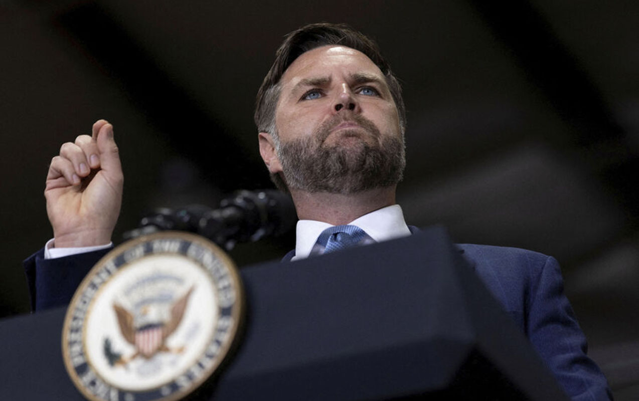 abs-vitse-prezidentinin-evine-hucum-olub