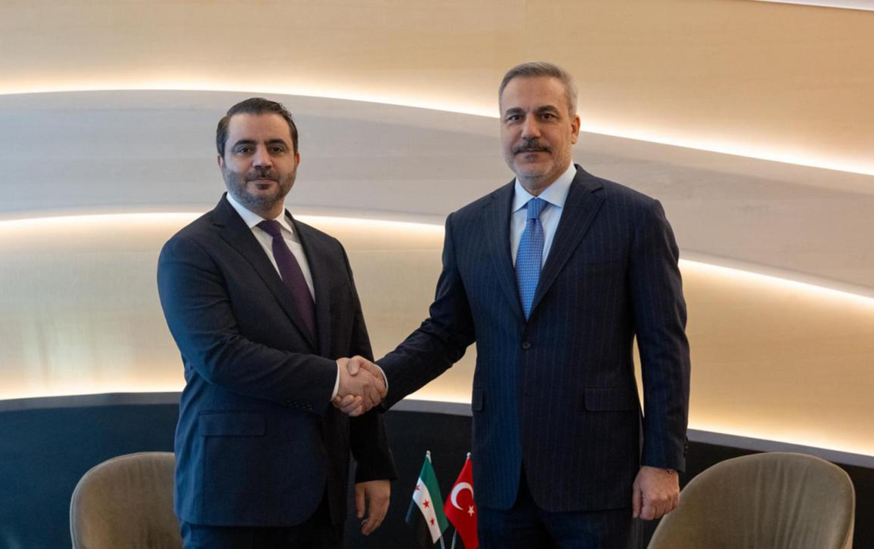 hakan-fidan-parisde-seybani-ile-gorusdu