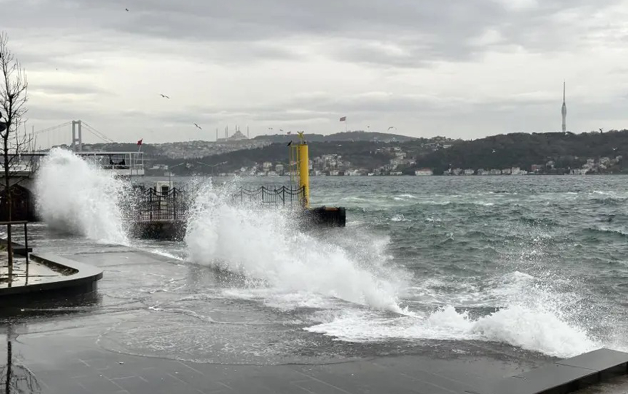 turkiyede-firtina-heyati-iflic-etdi