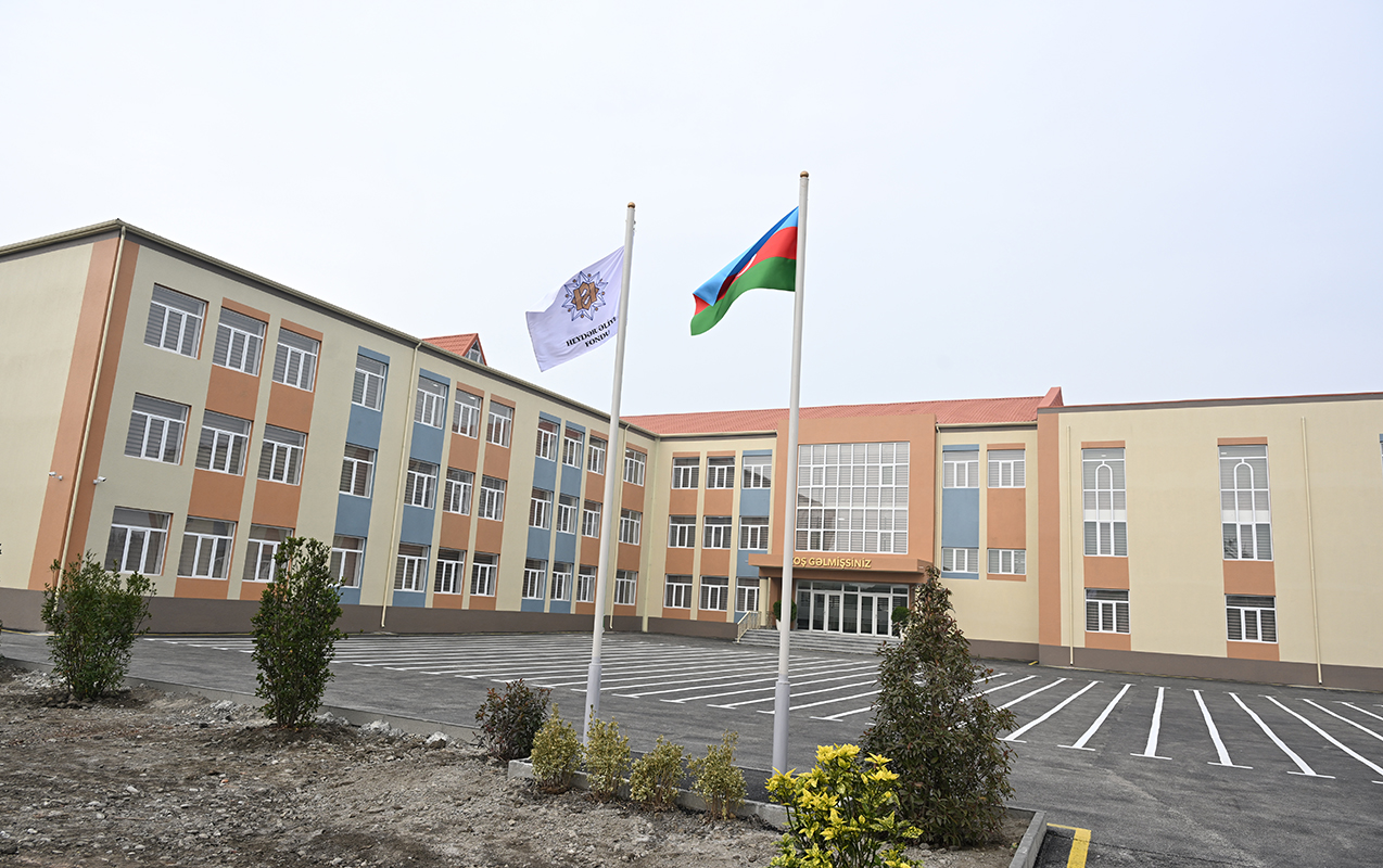 ucarda-heyder-eliyev-fondunun-tesebbusu-ile-insa-olunan-mekteb-istifadeye-verildi