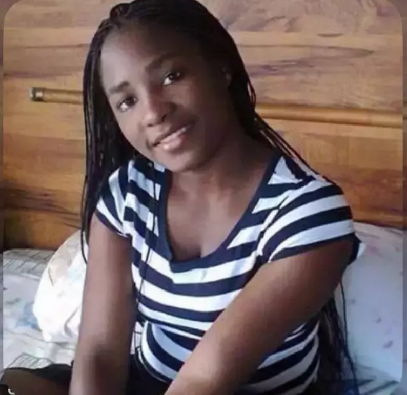 agacda-dunyaya-gelmisdi