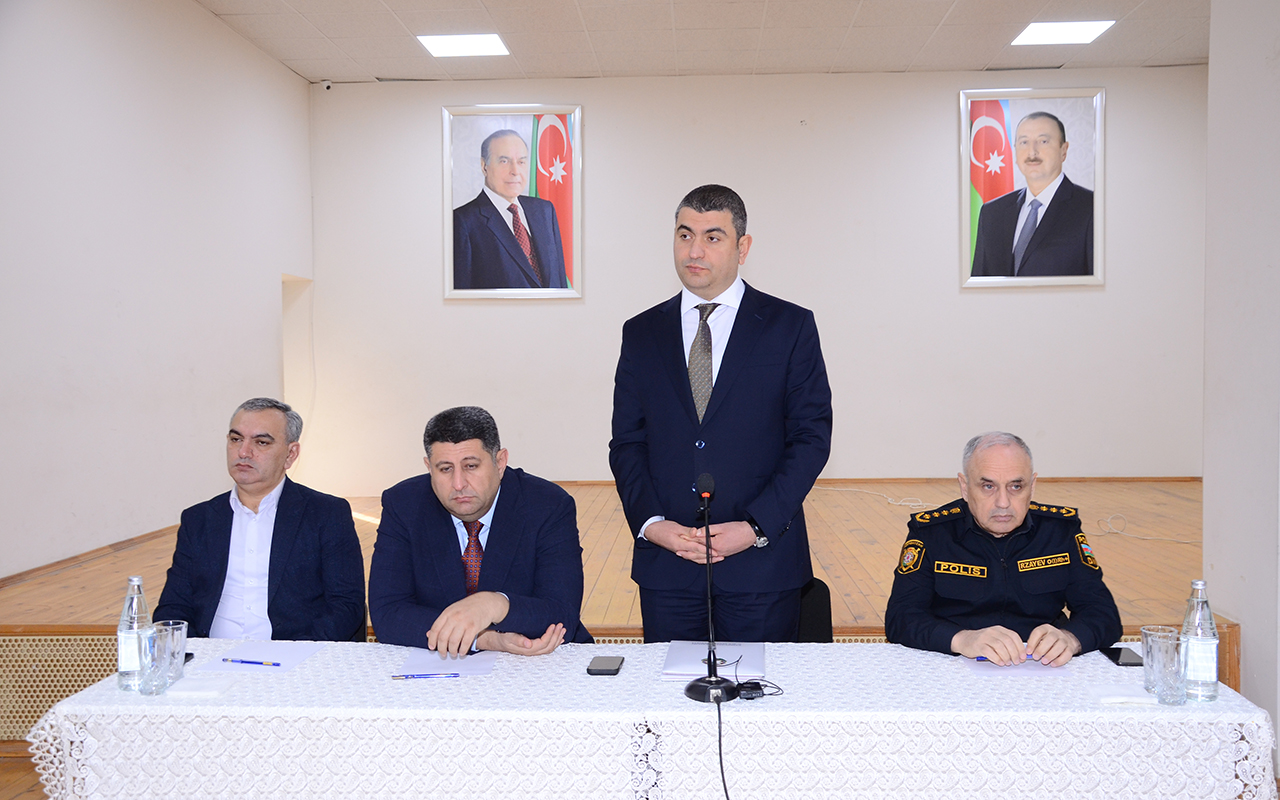 elsen-hesenli-kurdemir-sakinleri-ile-gorusdu