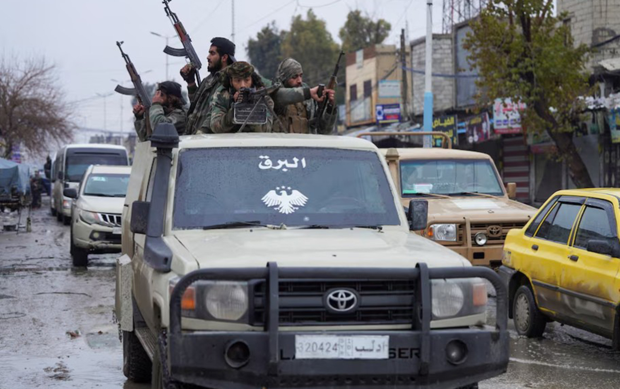 suriya-ordusu-stratejik-seheri-nezarete-aldi