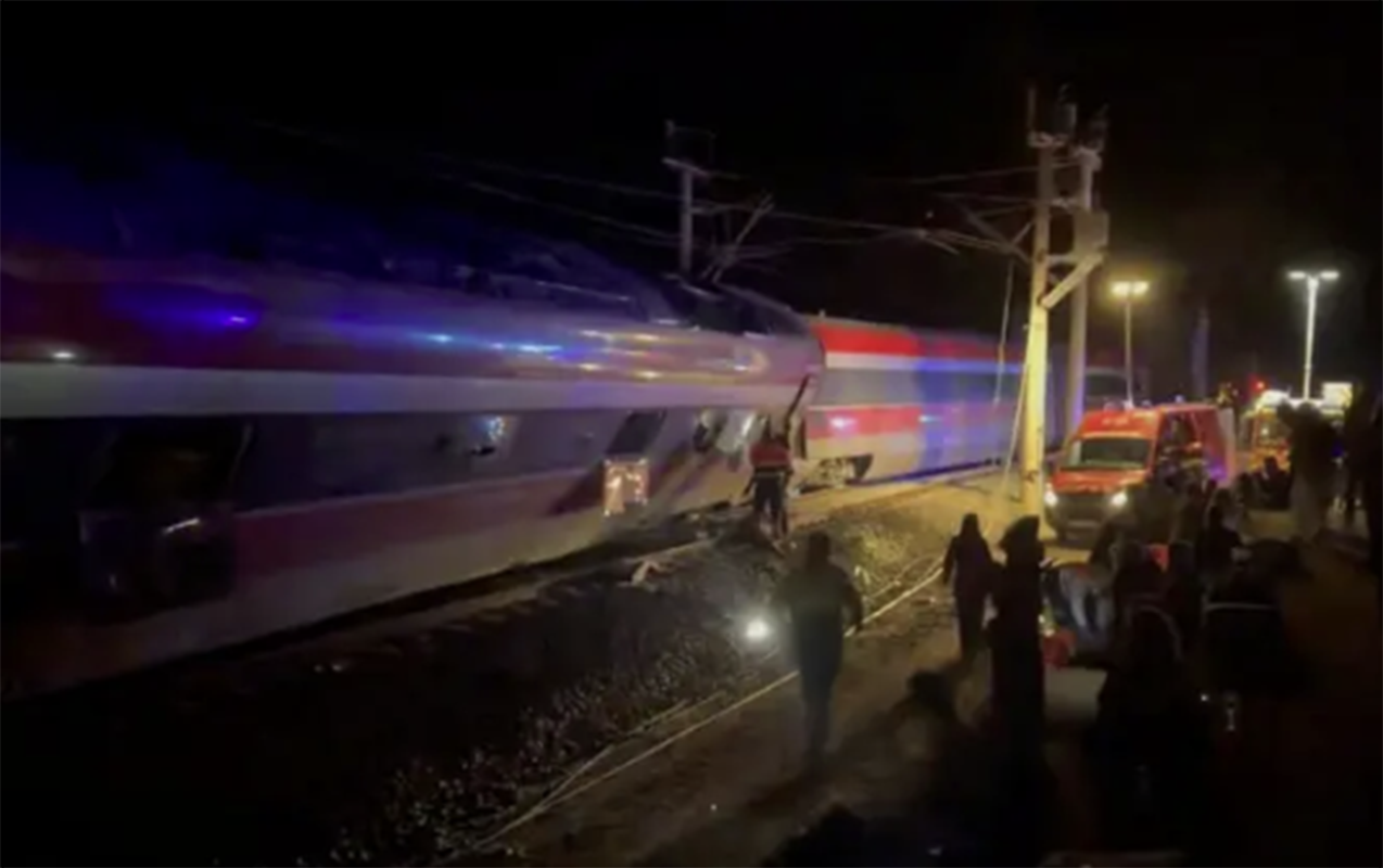 ispaniyada-iki-qatar-toqqusdu