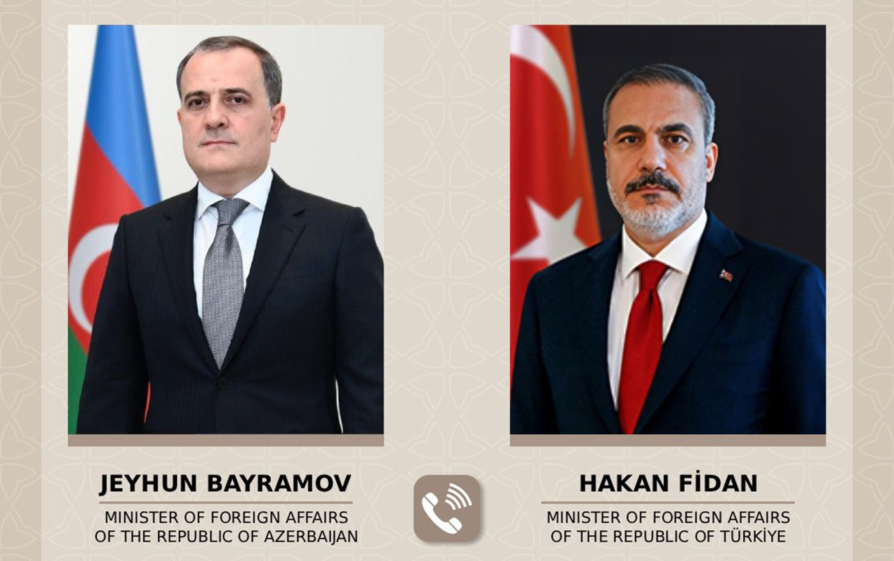 ceyhun-bayramov-hakan-fidanla-danisdi