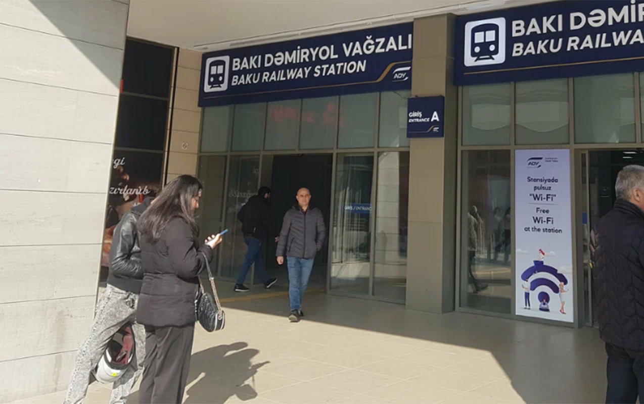 demiryol-vagzalinin-girisinde-yixilib-oldu