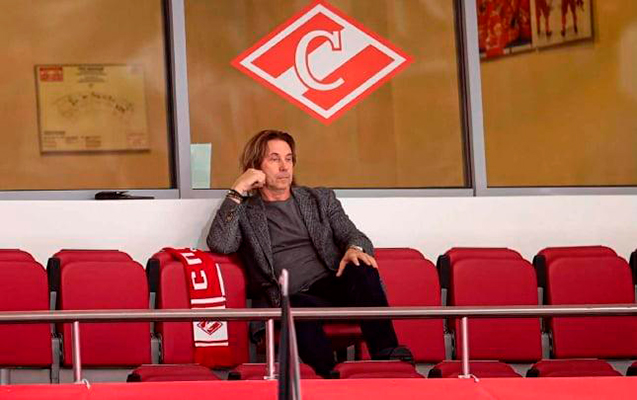 meshur-rusiyali-qarabaga-gore-hem-teeccublenib-hem-sevinib