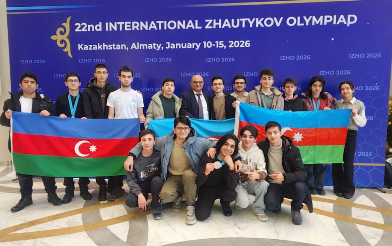 qazaxistandan-10-medalla-qayidan-mekteblilerimiz