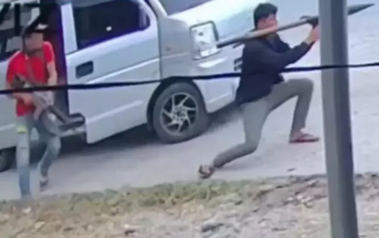 bu-olkede-merin-konvoyuna-raket-atdilar