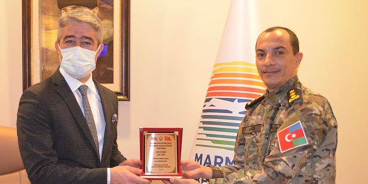 aglasigmaz-firildaqlari-ile-meshurlasan-polkovnikin