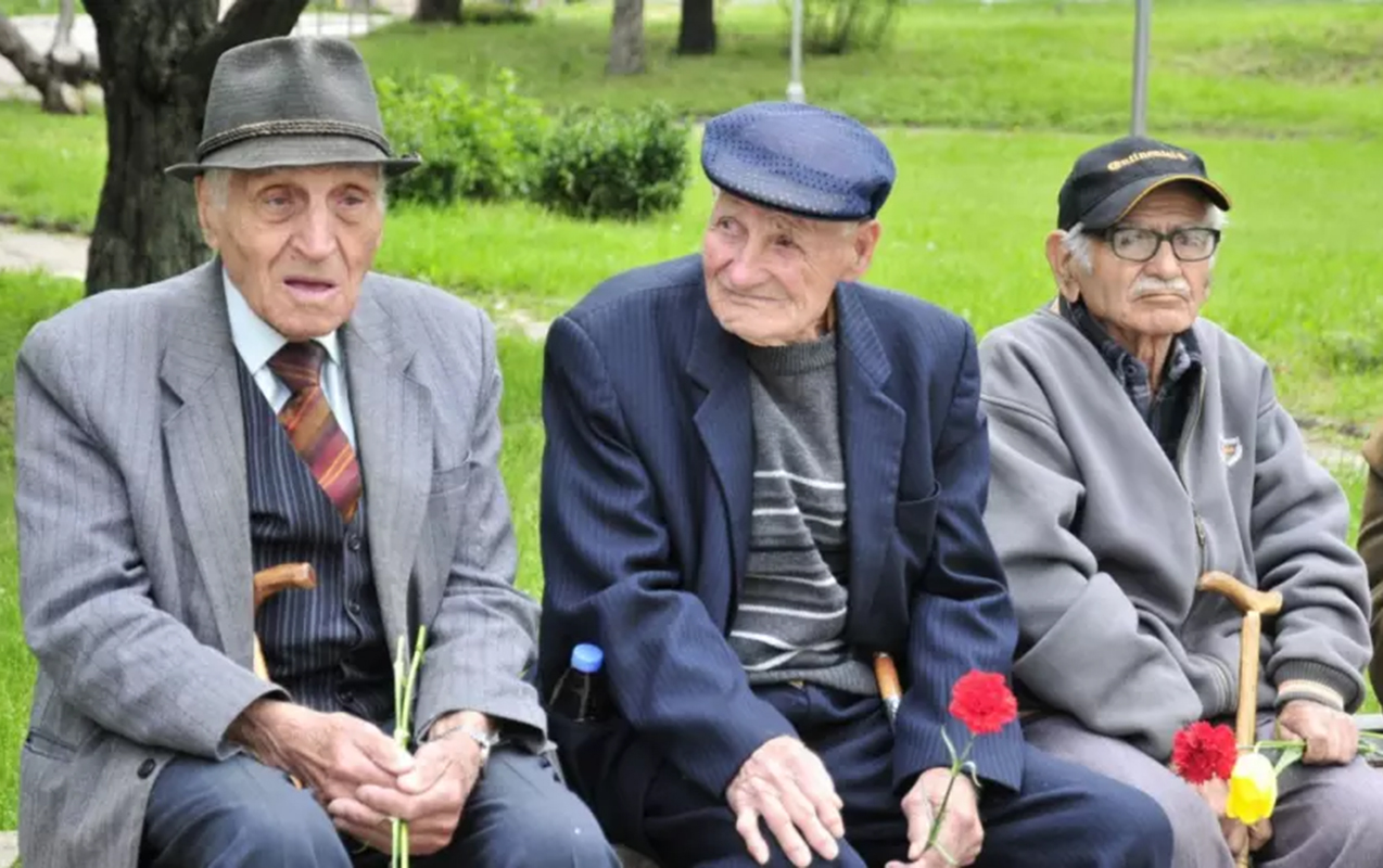 bu-il-de-pensiya-artimlari-gelen-aydan-verilecek