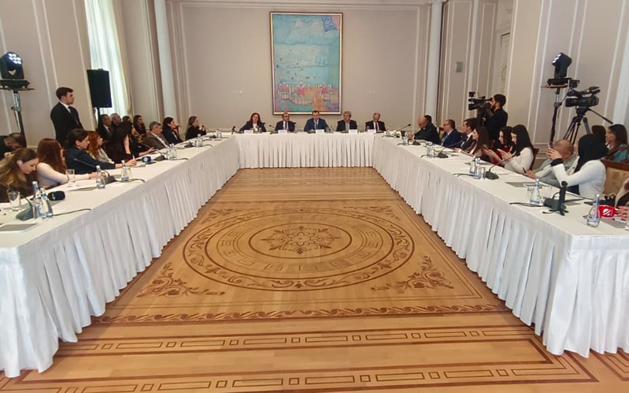 azerbaycan-medeniyyeti-2040-sessiyasi-kecirilir