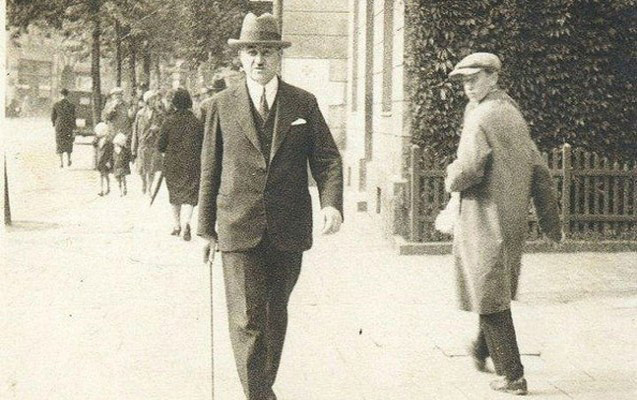 resulzadenin-anadan-olmasindan-142-il-otur