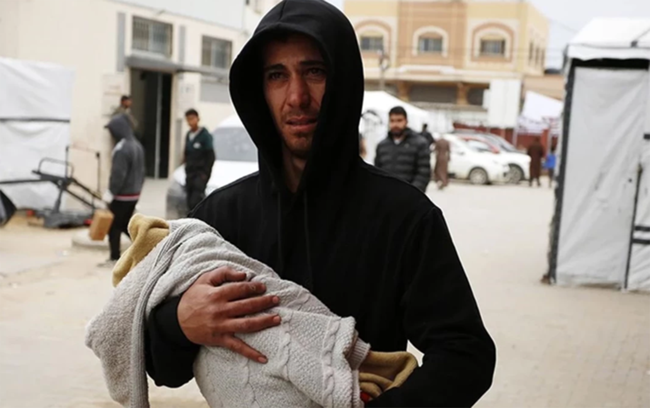 qezzada-qis-baslayandan-11-usaq-donaraq-olub