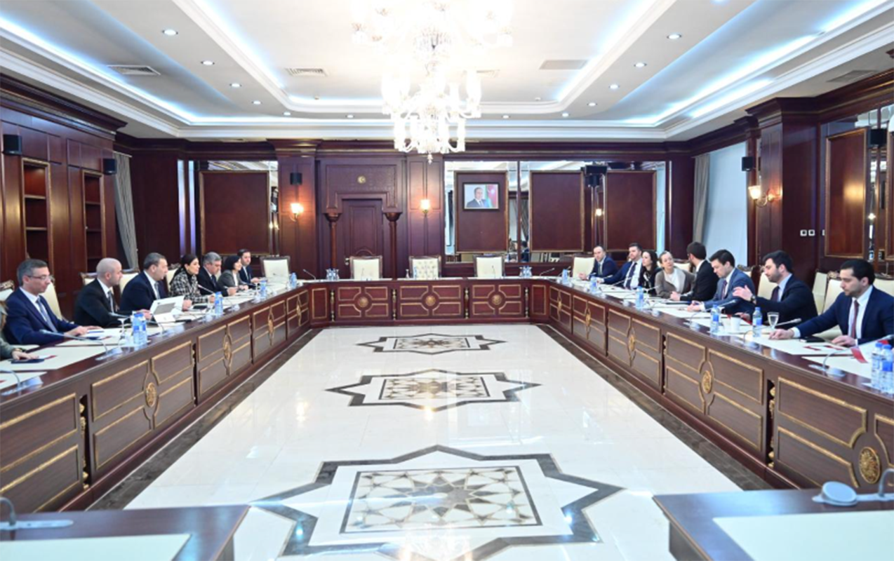 azerbaycan-abs-numayendeleri-mm-de-muzakire-apardi