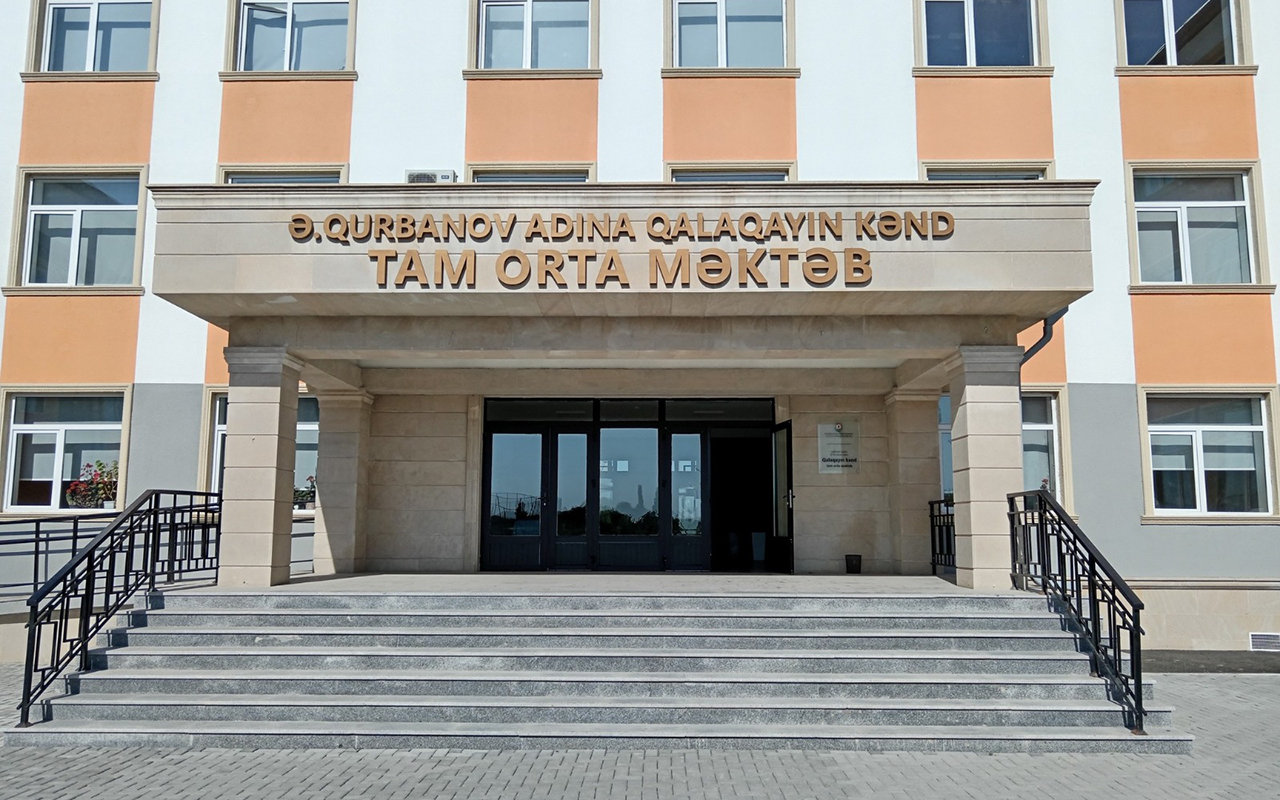 bu-kendde-yeni-mekteb-istifadeye-verildi