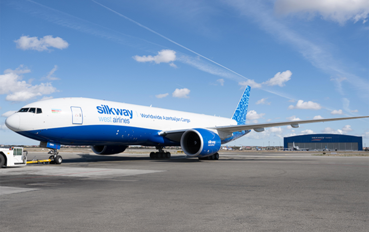 silk-way-west-airlines-4-boeing-777f