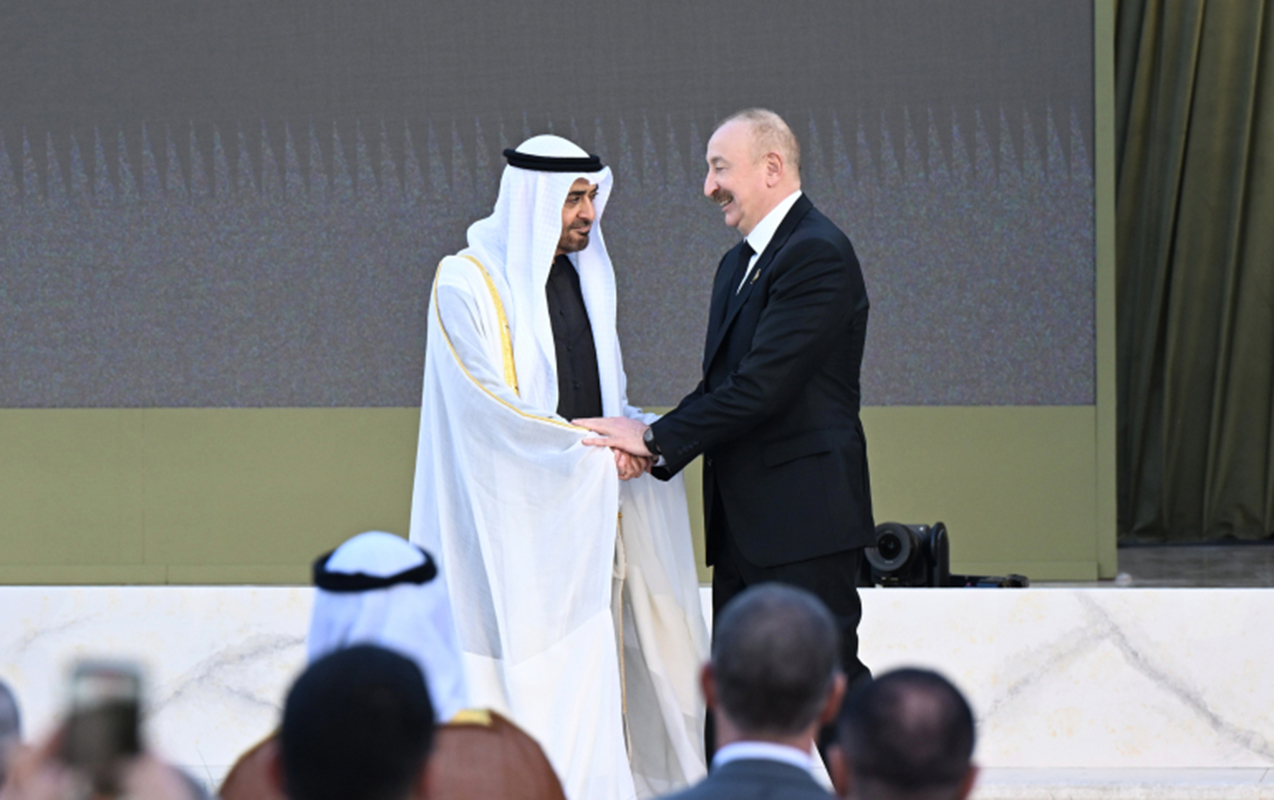 ele-boyuk-lider-idi-ki-eziz-qardasim-siyasetini-davam-etdirir