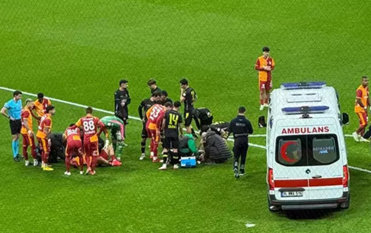 iki-oyuncu-toqqusdu-her-ikisi-husunu-itirdi