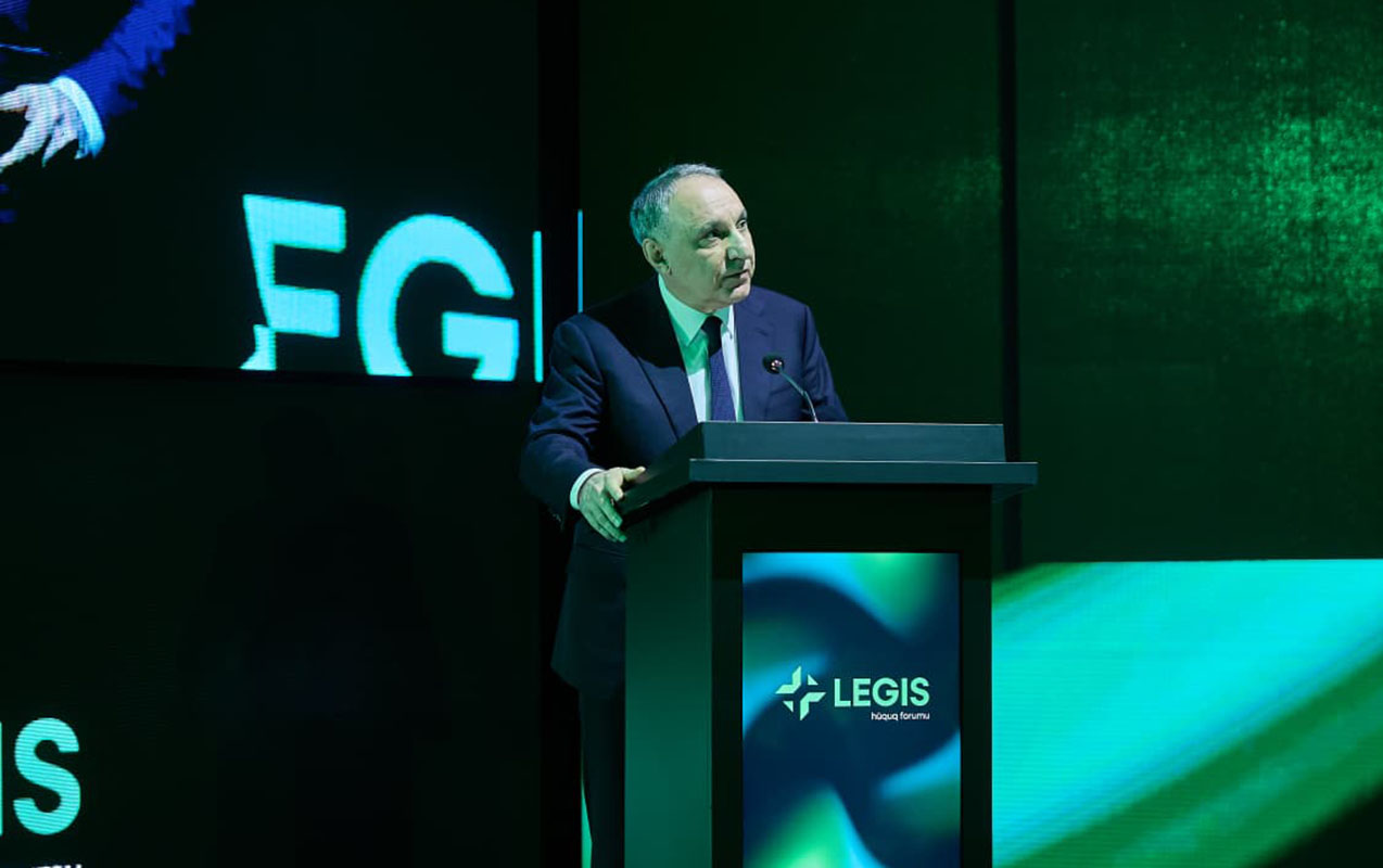 kamran-eliyev-universitetlerdeki-bu-secimden-gileylendi