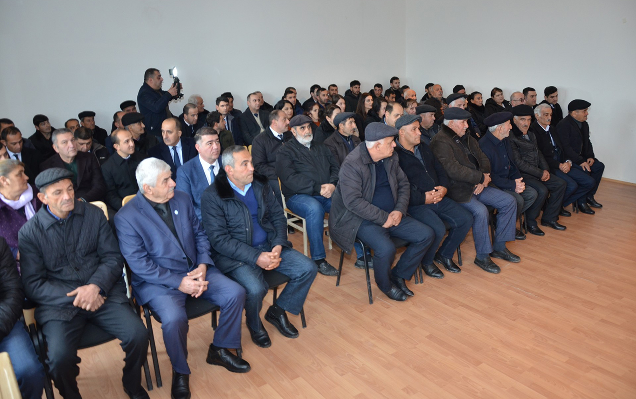 kurdemirde-seyyar-qebul-kecirildi