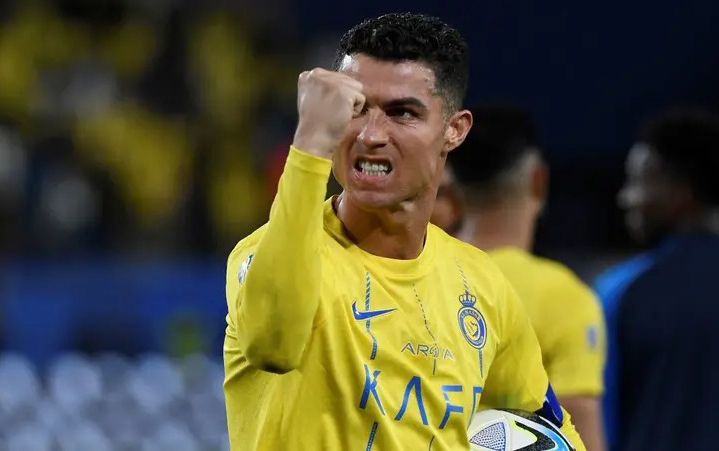 ronaldoya-gore-24-milyard-ziyana-dusduler