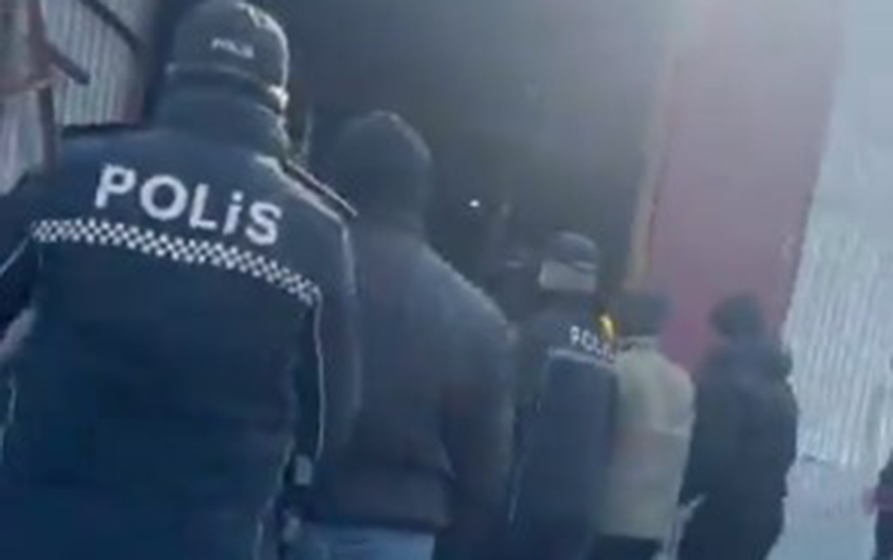 bakida-biznesmenle-bir-qrup-sexs-arasinda-insident