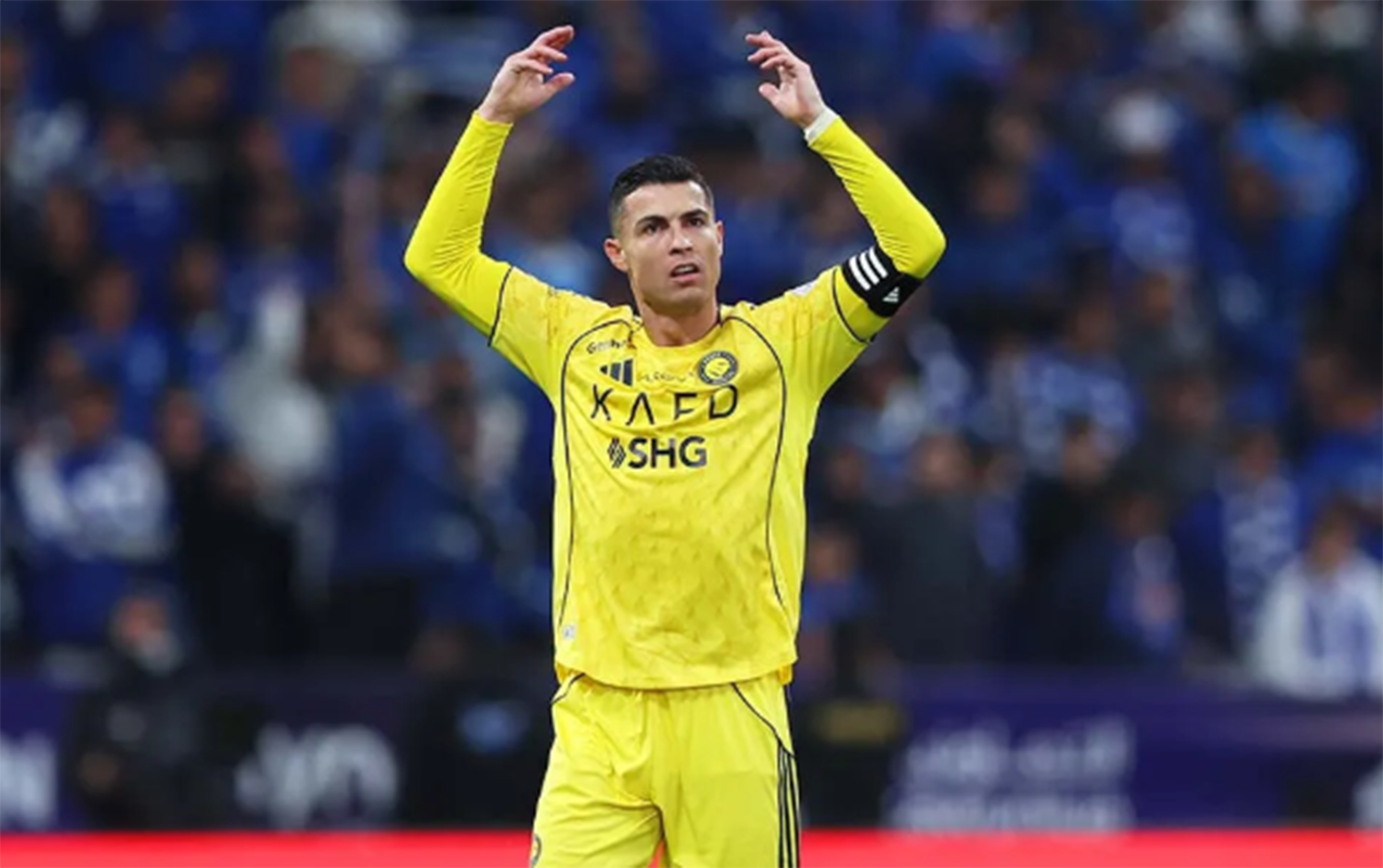 ronaldo-etirazi-dayandirdi