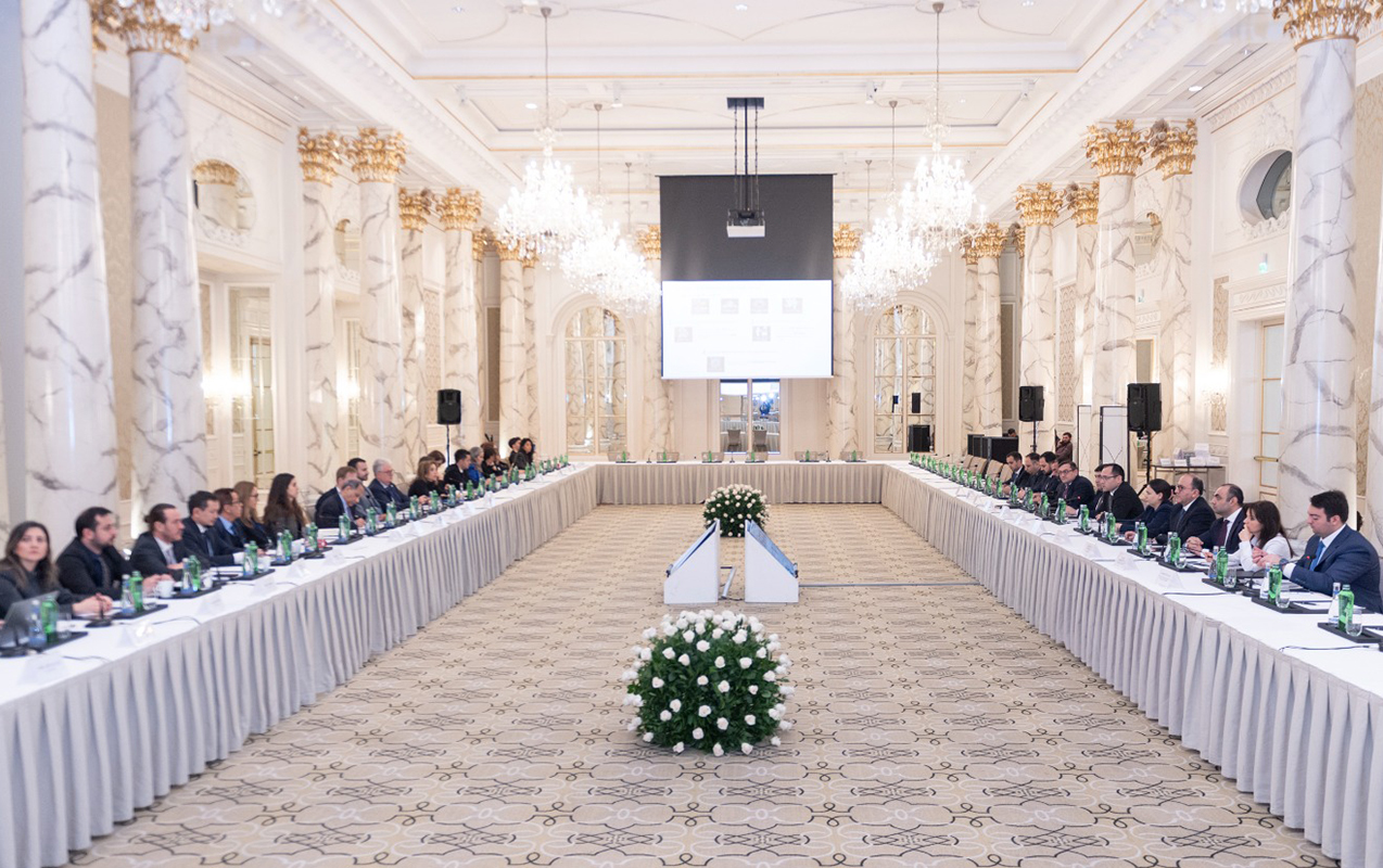 mecnun-memmedov-da-abs-sirketlerinin-numayendeleri-ile-gorusdu