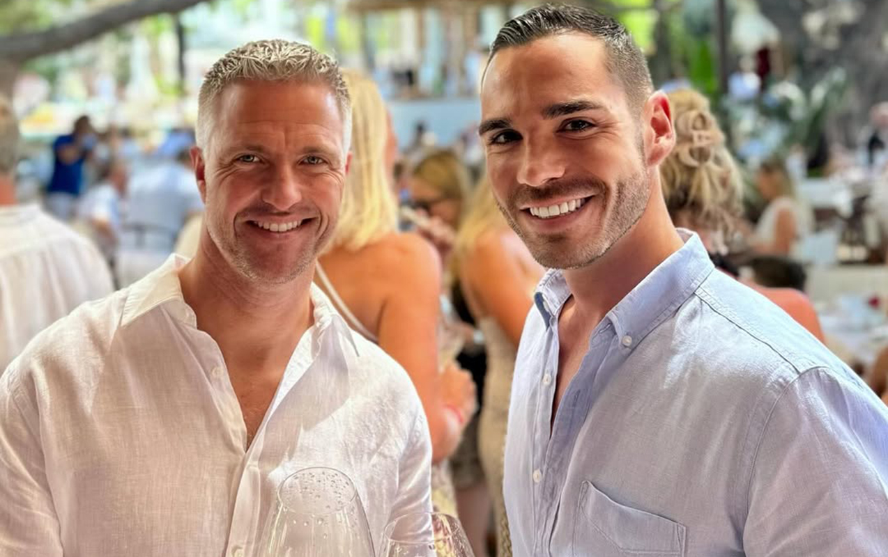 sumaxerin-qardasi-hemcinsi-ile-nisanlandi