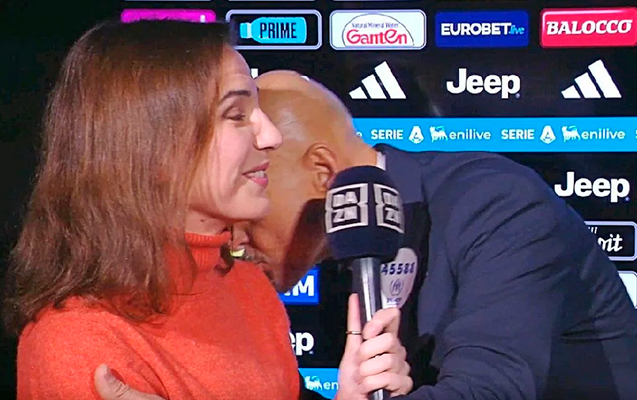 muxbiri-operek-hakimlere-etiraz-etdi