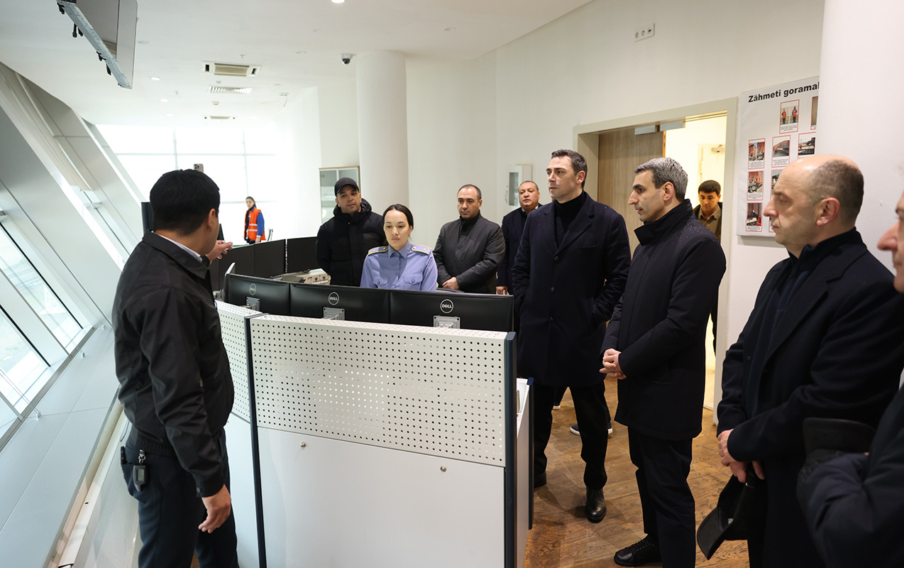 ady-sedri-turkmenbasi-beynelxalq-deniz-limaninda