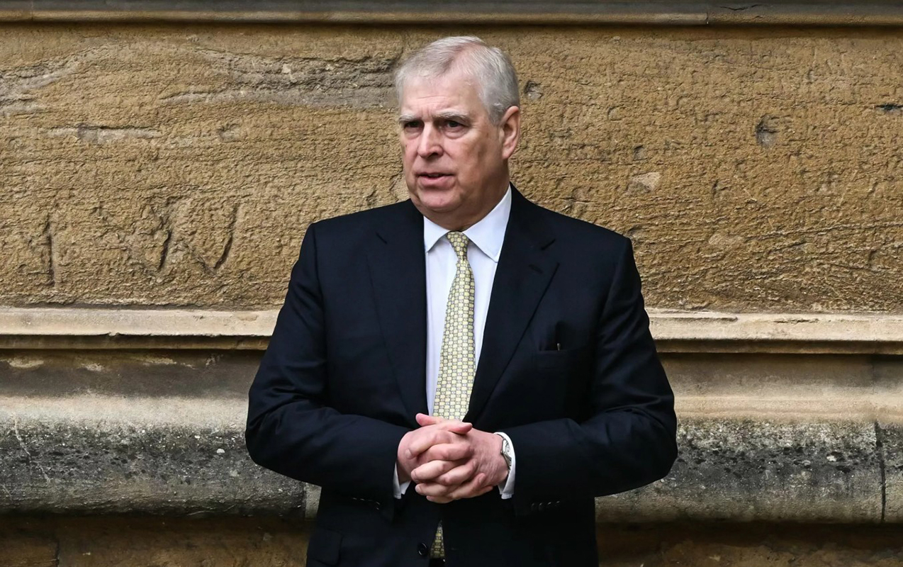 epsteyn-fayllarina-gore-hebs-oluna-biler