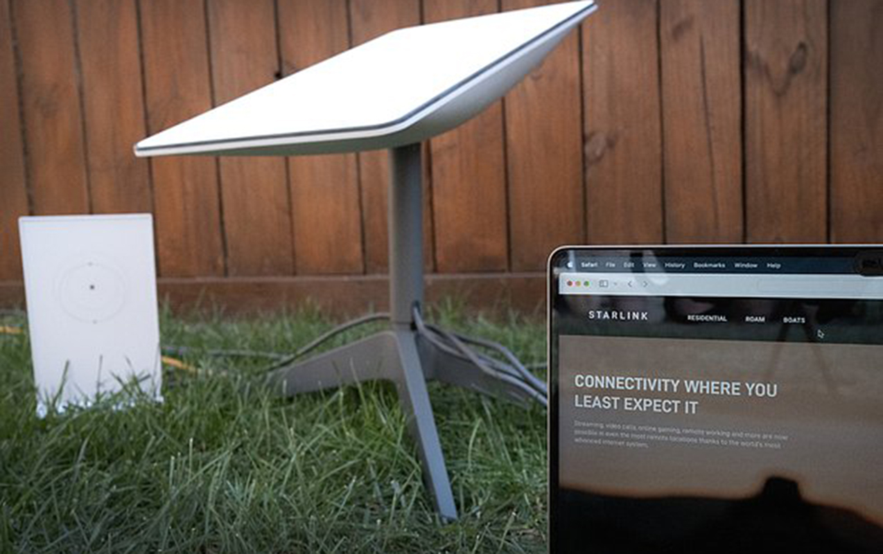 abs-etirazlar-fonunda-irana-starlink-terminallarini-catdirib