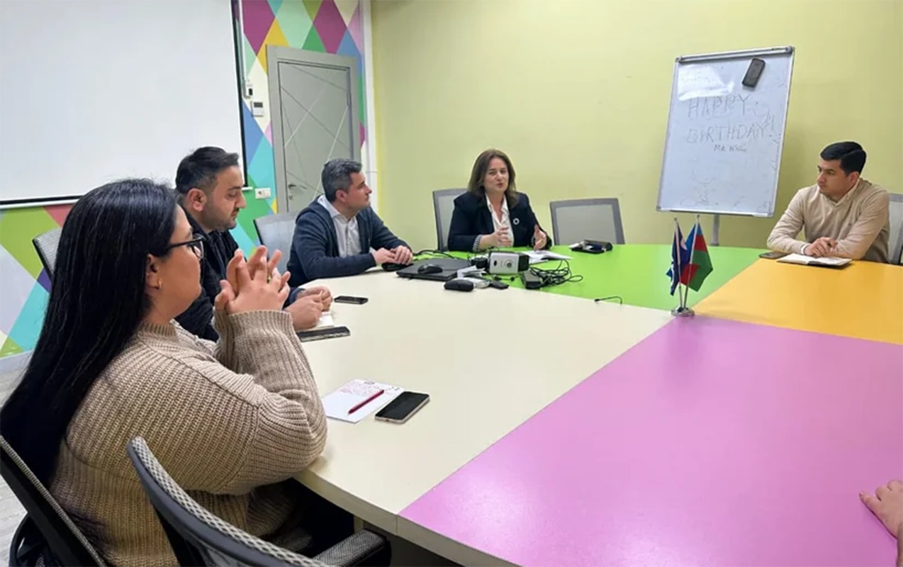 mediada-azerbaycan-dilinin-qorunmasi-muzakire-olunub