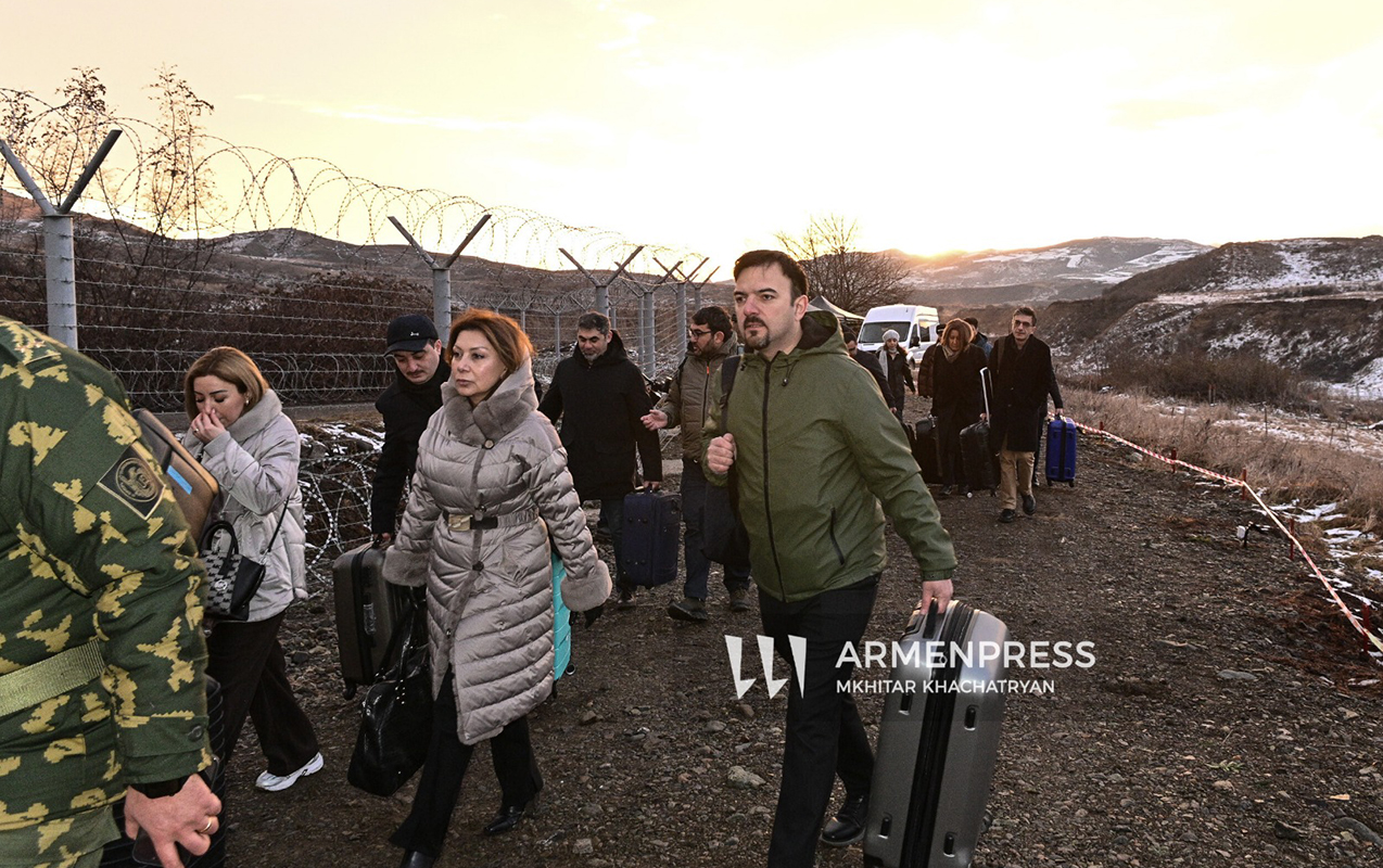 azerbaycan-numayende-heyeti-ermenistanda